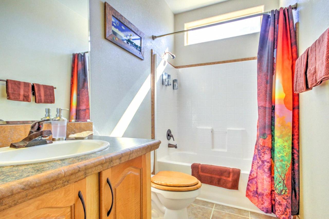 Beautiful Kanab Home With Yard - Walk To Restaurants Kültér fotó
